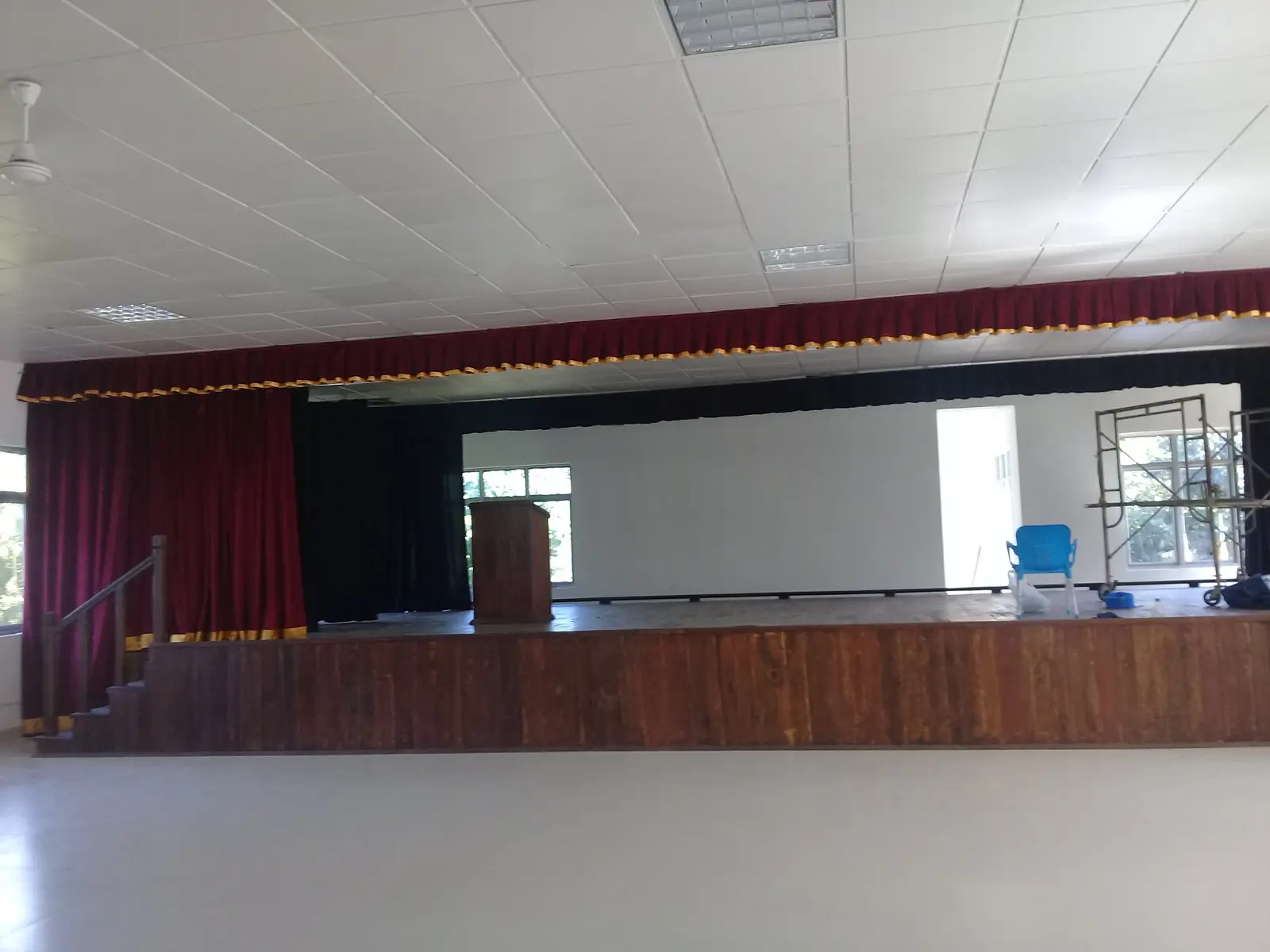 Palindanuwara Pradeshiya Sabha — stage curtain project photograph 4